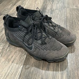 EUC Nike VaporMax Triple Black Men’s 12